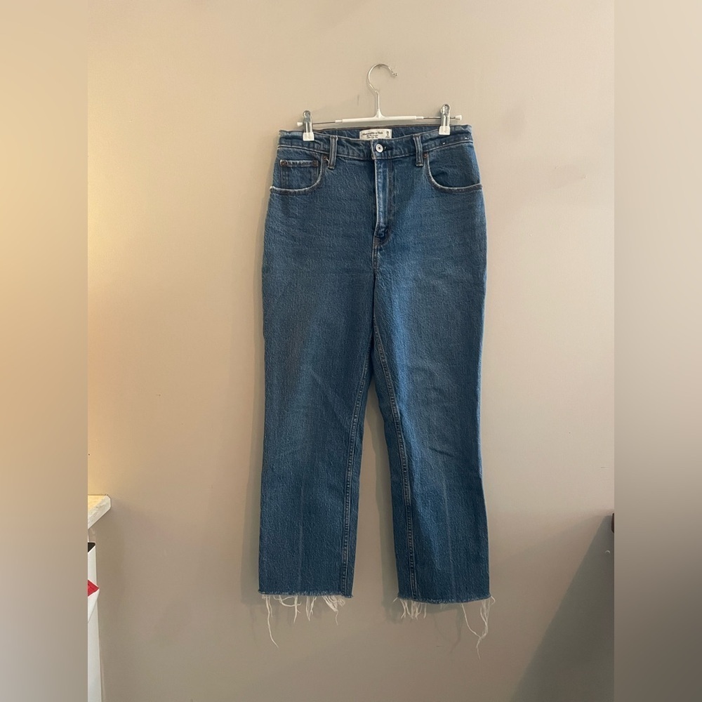 Abercrombie & Fitch Dark Wash Jeans 90s Straight Ultra High Rise - Picture 1 of 3